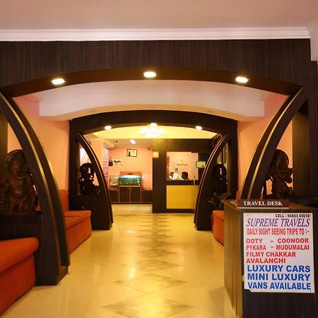 Hotel Charring Cross Udagamandalam Exterior foto